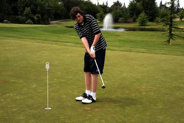 Putting practice at Riverridge Nine